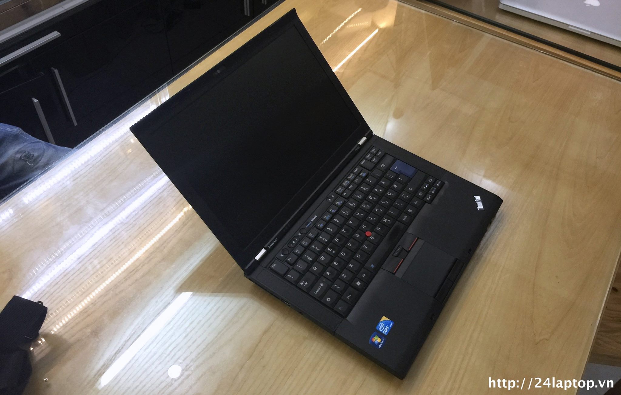 Laptop Lenovo Thinkpad T410S .jpg